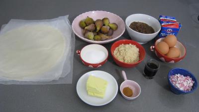 Ingrédients pour la recette : Brick à la confiture de figues