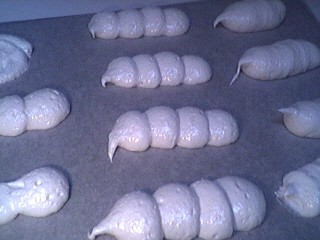 Chenilles de meringue à la noix de coco - 7.2