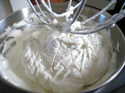 Recette Chenilles de meringue à la noix de coco