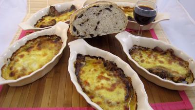 gruyère : Cassolettes de côtes de porc "Avesnoise" du Nord