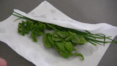Blancs de poulet en papillotes aux herbes aromatiques et au roquefort - 2.1
