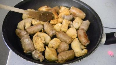 Salade de truite fumée et sa brochette de viandes - 5.2