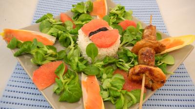 Salade de truite fumée et sa brochette de viandes - 8.1