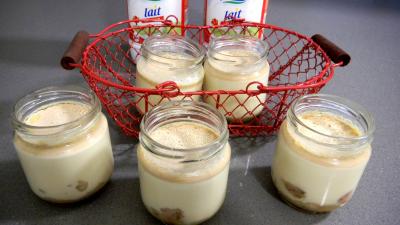 Yaourts caramélisés à la banane