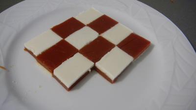 Amuse-bouche moléculaire à la tomate et mozzarella - 16.1