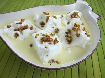 Cuisson au micro-ondes : Saladier d'une ile flottante à la vanille