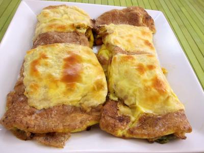omelette : Assiette d'omelette aux carottes et aux légumes