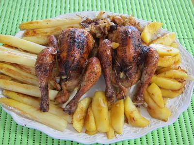 Coquelet au miel et aux pommes