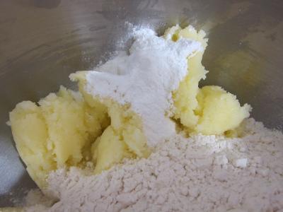 Gâteau Basque fourré aux cerises - 2.4