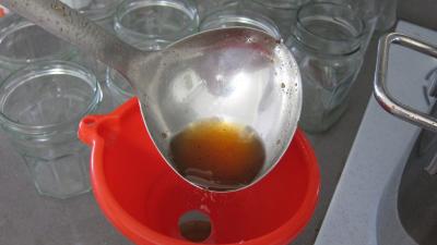 Confit de vin blanc aux mirabelles et noisettes - 5.1