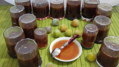 Conserves : Coupelle de confit de vin blanc aux mirabelles et ses bocaux