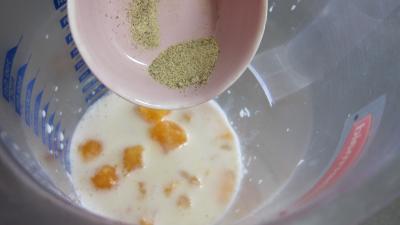 Gaspacho de melon au lait d'amandes et gambas - 5.1