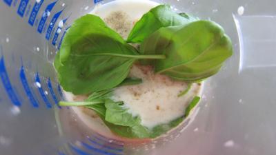 Gaspacho de melon au lait d'amandes et gambas - 5.3