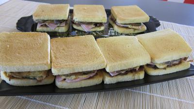 Sandwichs à l'aubergine et au jambon - 10.4