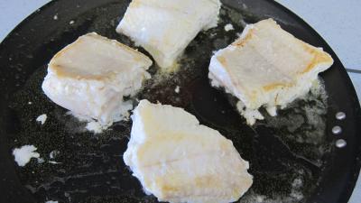 Loup de mer et sa sauce au champagne - 11.3