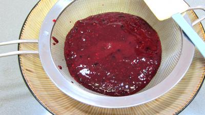 Glace aux noisettes et fruits rouges - 4.4